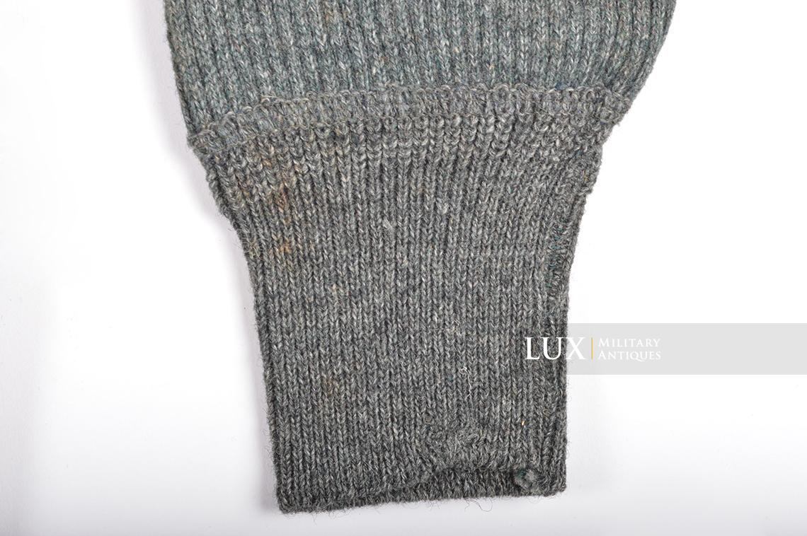 Late-war German issued « low-neck » sweater - photo 15
