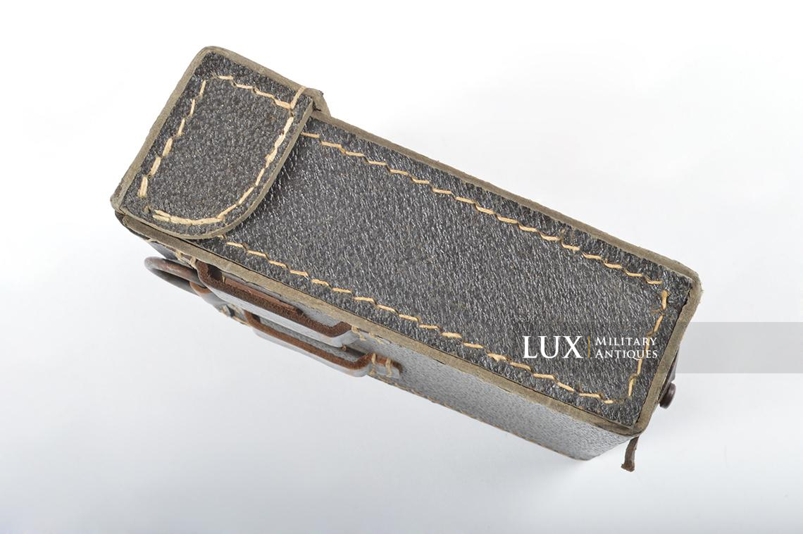 MG34/42 gunner's belt pouch in black pressed cardboard, dated 1944 - photo 10