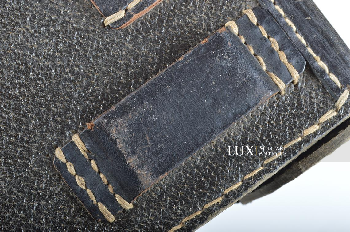 MG34/42 gunner's belt pouch in black pressed cardboard, dated 1944 - photo 13