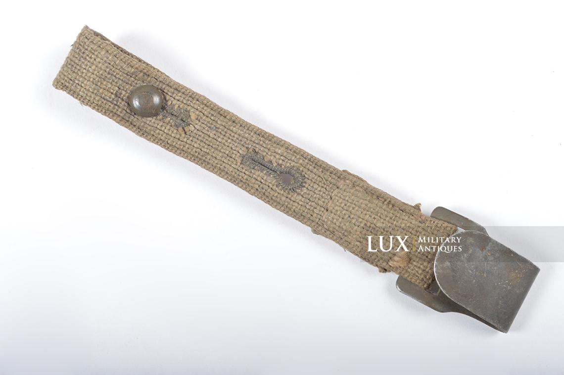 Early Gasmask canister belt support hook strap - photo 4