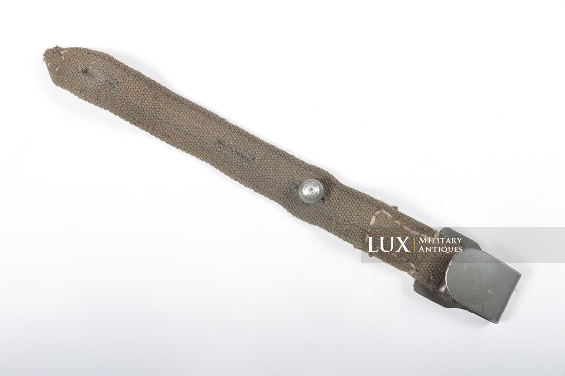 Early Gasmask canister belt support hook strap - photo 4