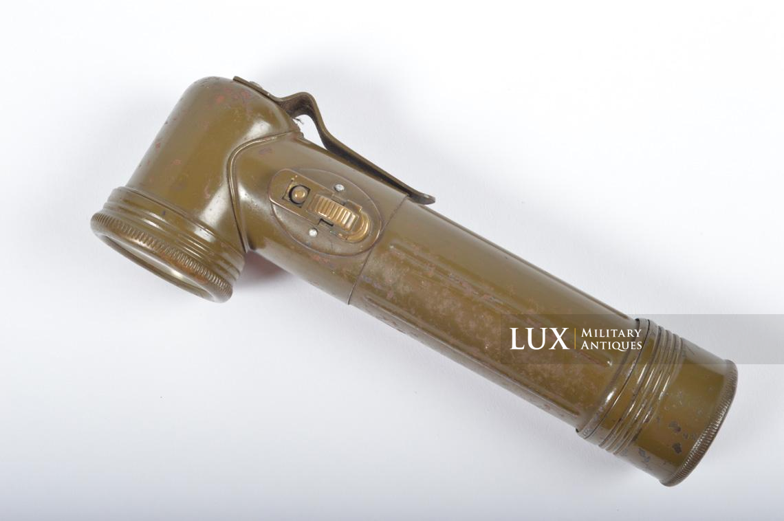 US TL-122 flashlight - photo 4