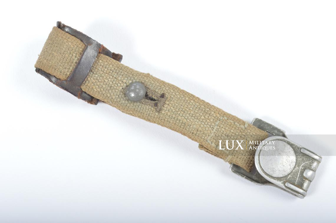 Early Gasmask canister belt support hook strap - photo 4