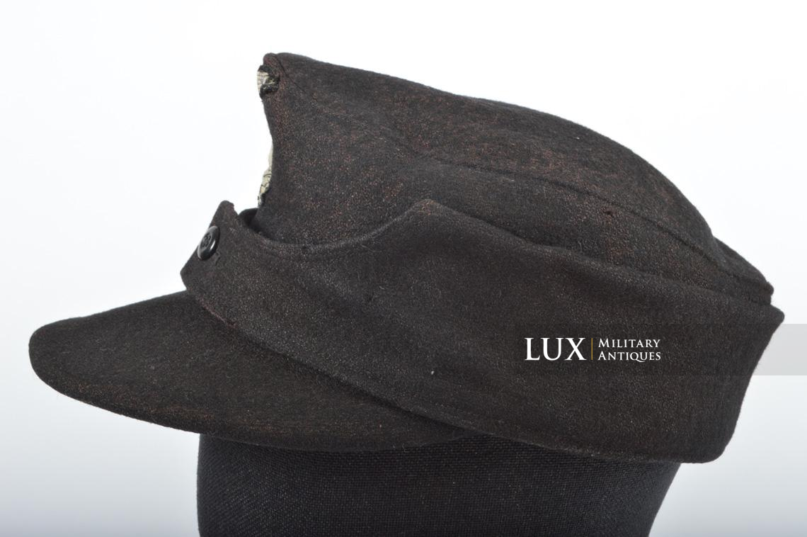 Casquette de combat M43 Waffen-SS Panzer, retrouvée à La Gleize en 1945 - photo 13