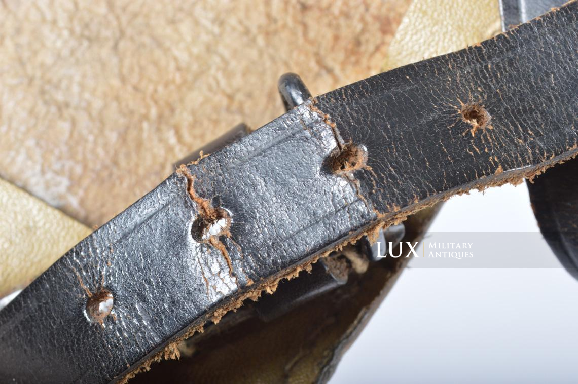 German late-war tan pressed cardboard entrenching tool carrying case, « dot/1944 » - photo 15