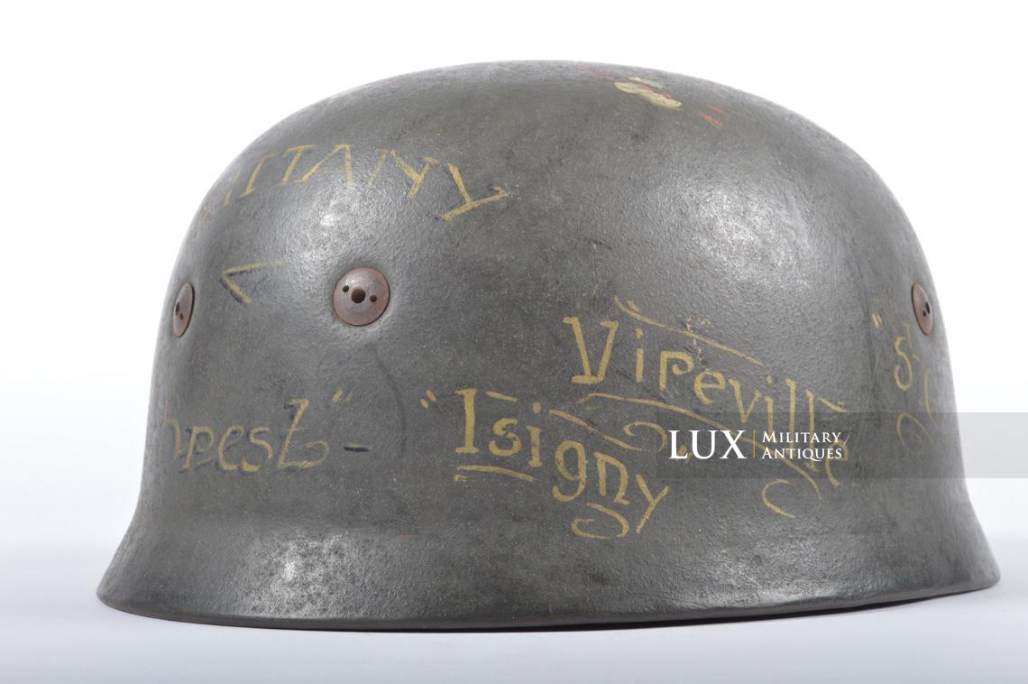 M38 German paratrooper single decal helmet, 29th Infantry Division Ying-Yang vet art - photo 12