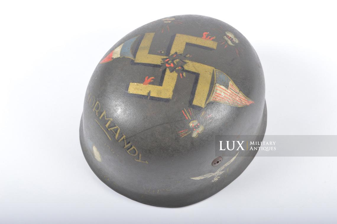 M38 German paratrooper single decal helmet, 29th Infantry Division Ying-Yang vet art - photo 4