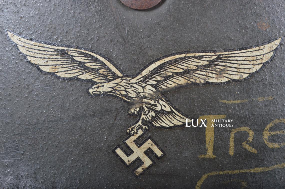 M38 German paratrooper single decal helmet, 29th Infantry Division Ying-Yang vet art - photo 54