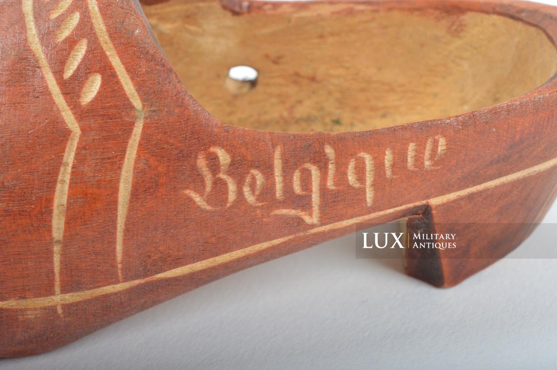 Liberation of Belgium souvenir wooden shoes - photo 10