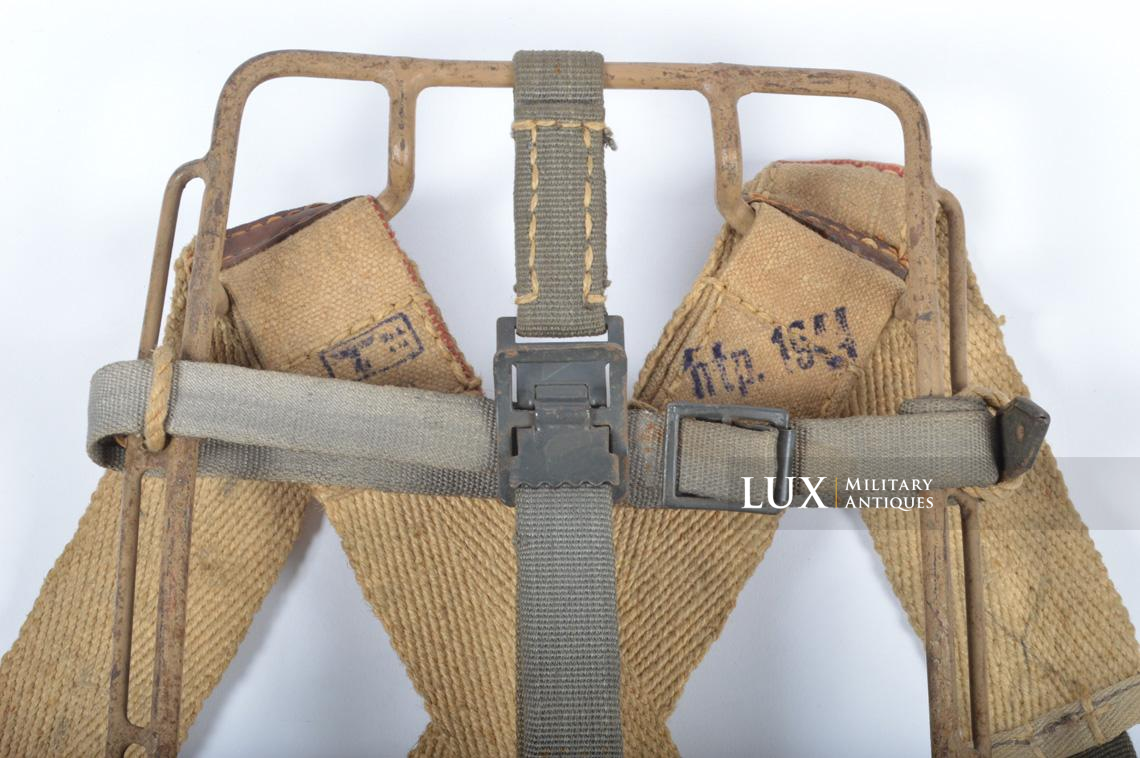 German late-war pack « Tragegestell », marked « htp1944 » - photo 7