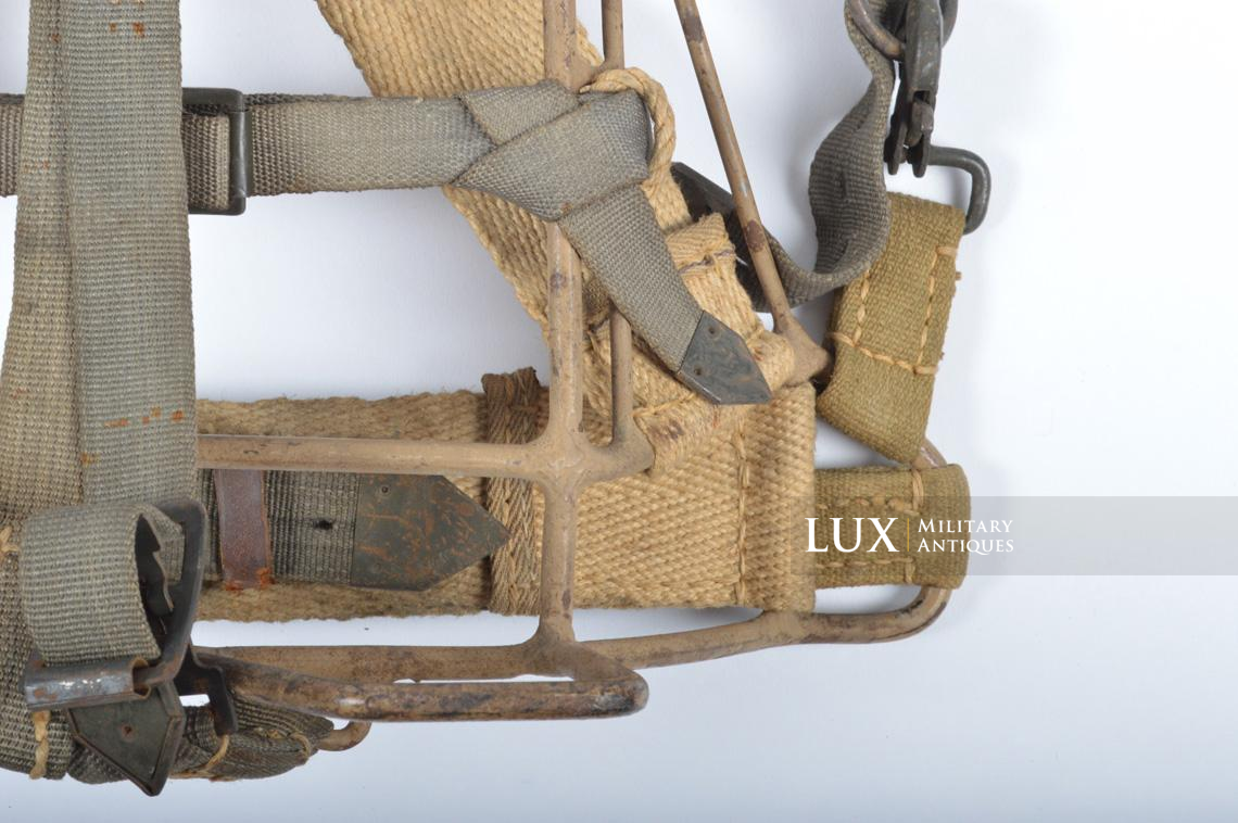 German late-war pack « Tragegestell », marked « htp1944 » - photo 9