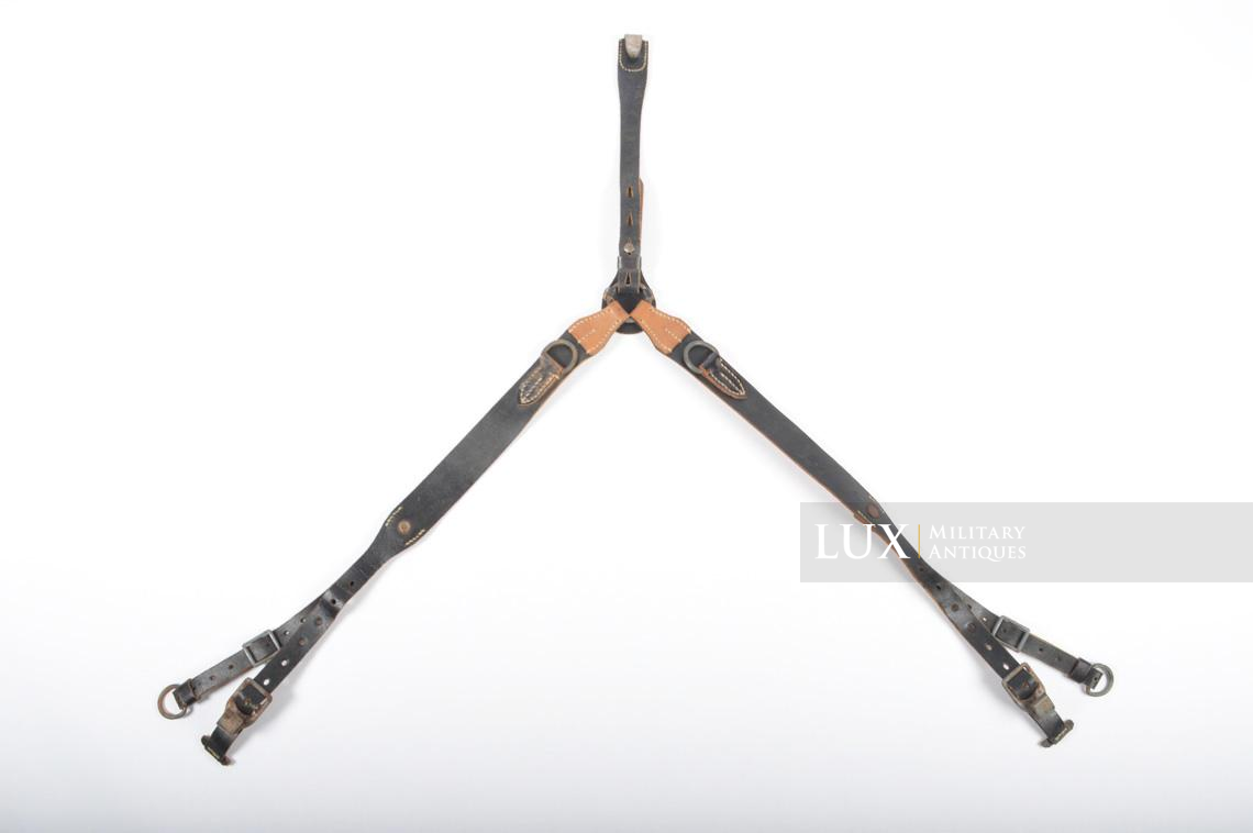 Unissued German late war leather combat Y-straps, « RBNr » - photo 4