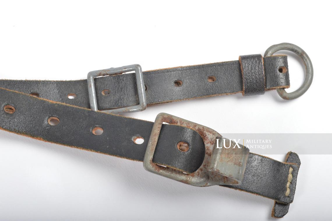 Unissued German late war leather combat Y-straps, « RBNr » - photo 10