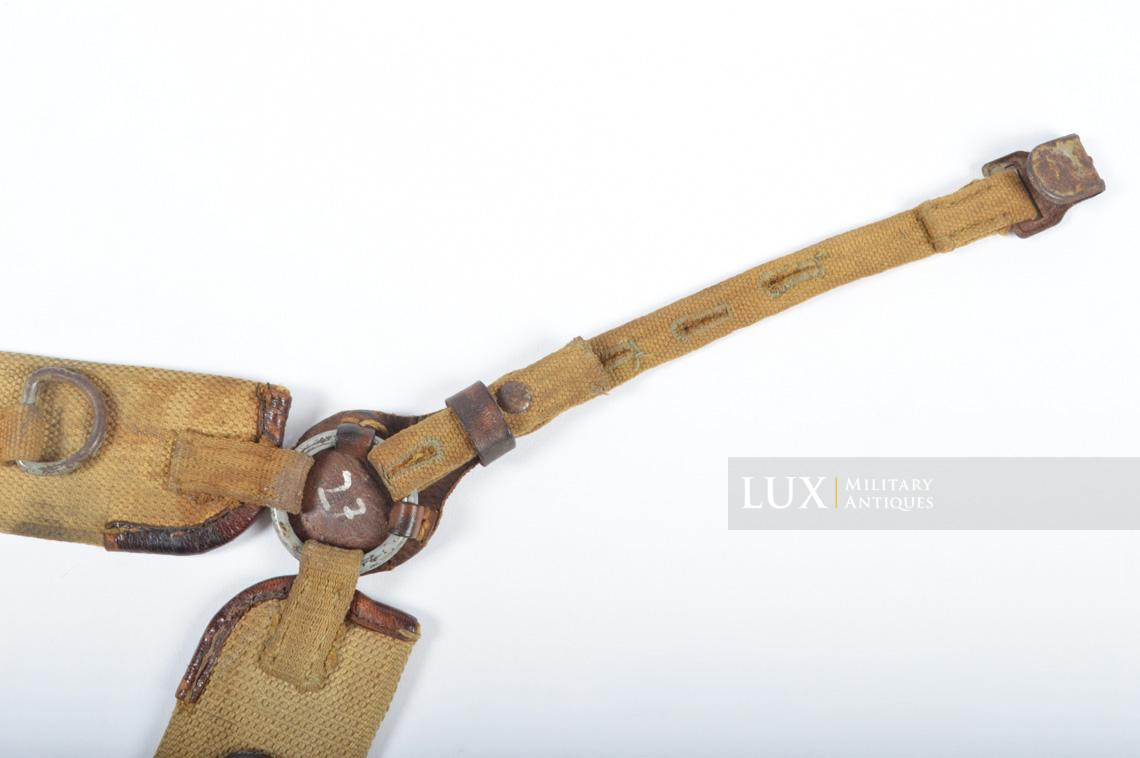German late-war combat Y-straps, captured material - photo 16