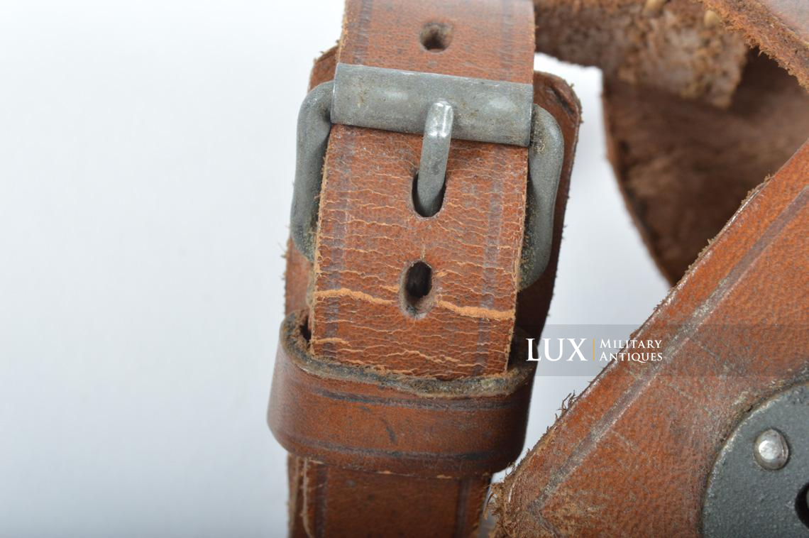 Unissued German K98 Mauser rear sight cover, « jhz/1942 » - photo 9