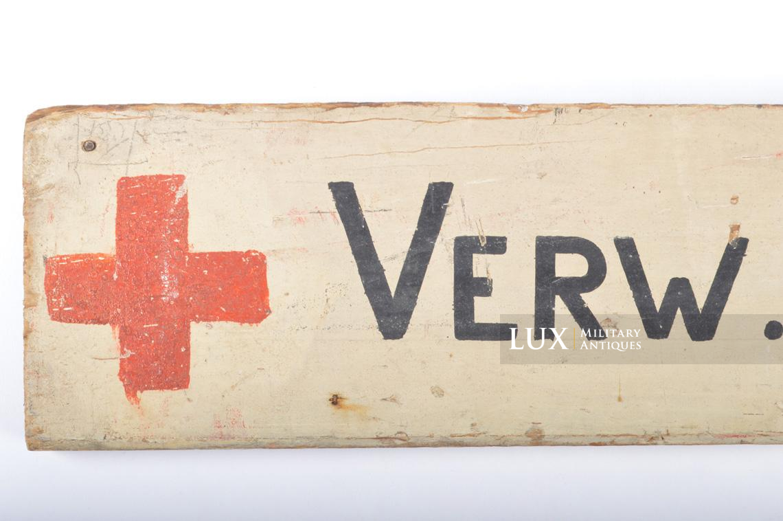 German medical wounded direction location sign, « Verwundet Umschlag Platz » - photo 7