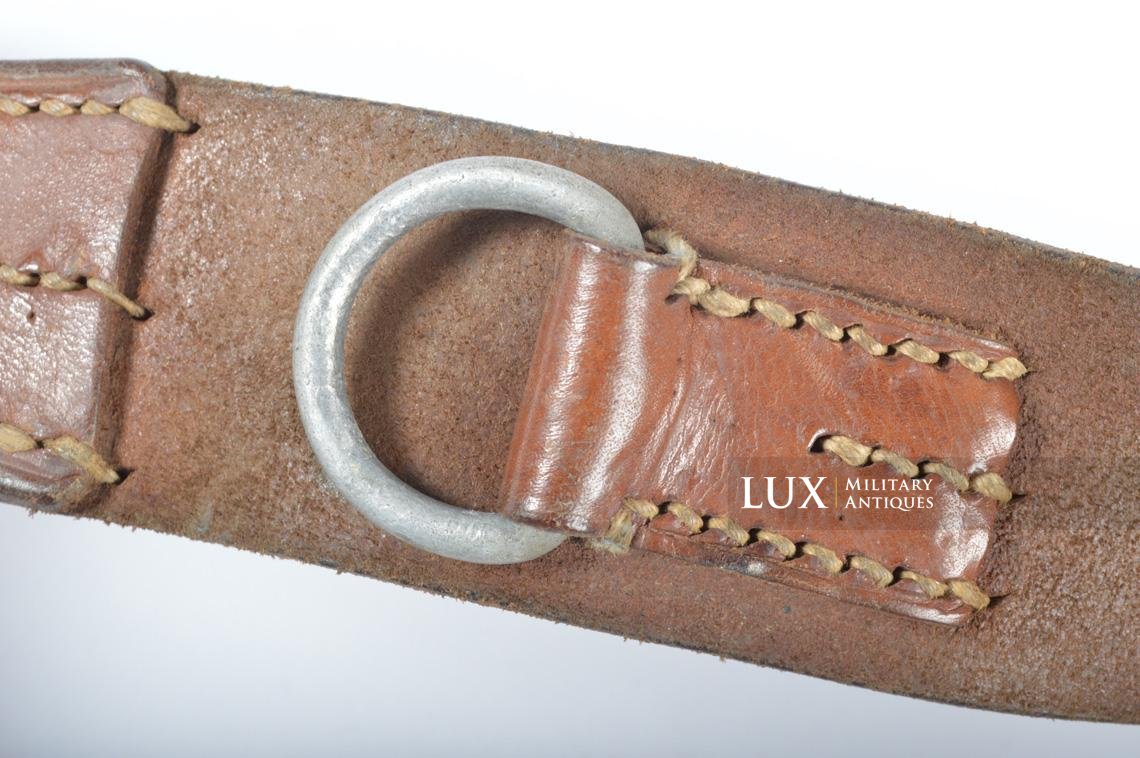 Unissued early-war German combat Y-straps, « 1939 » - photo 11