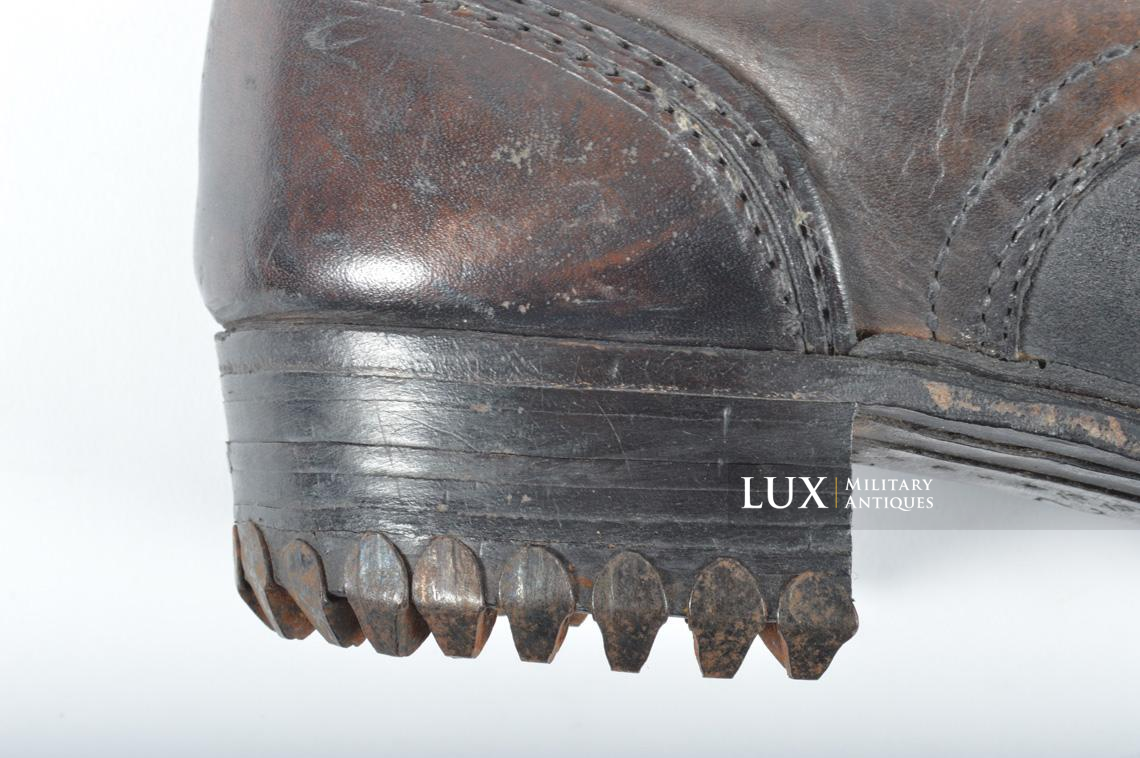 Unissued late-war German low ankle combat boots - photo 28