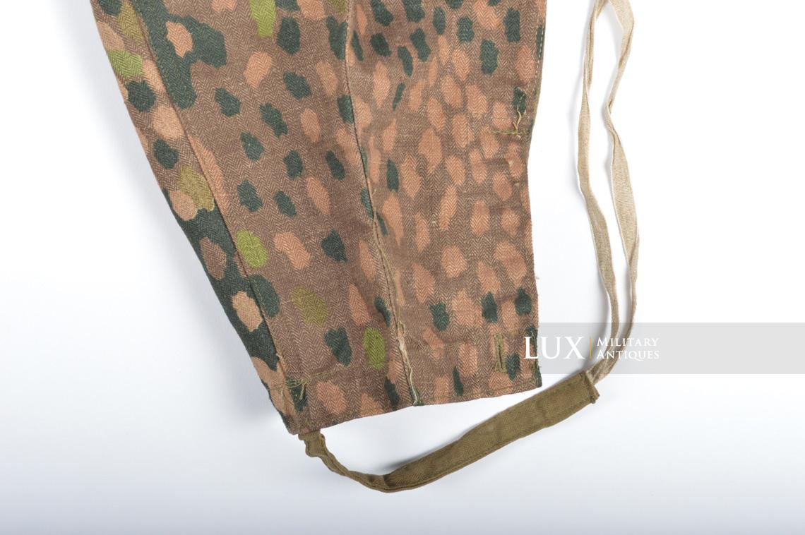 Unissued Waffen-SS M44 dot pattern camouflage combat trousers, « 847 » - photo 15
