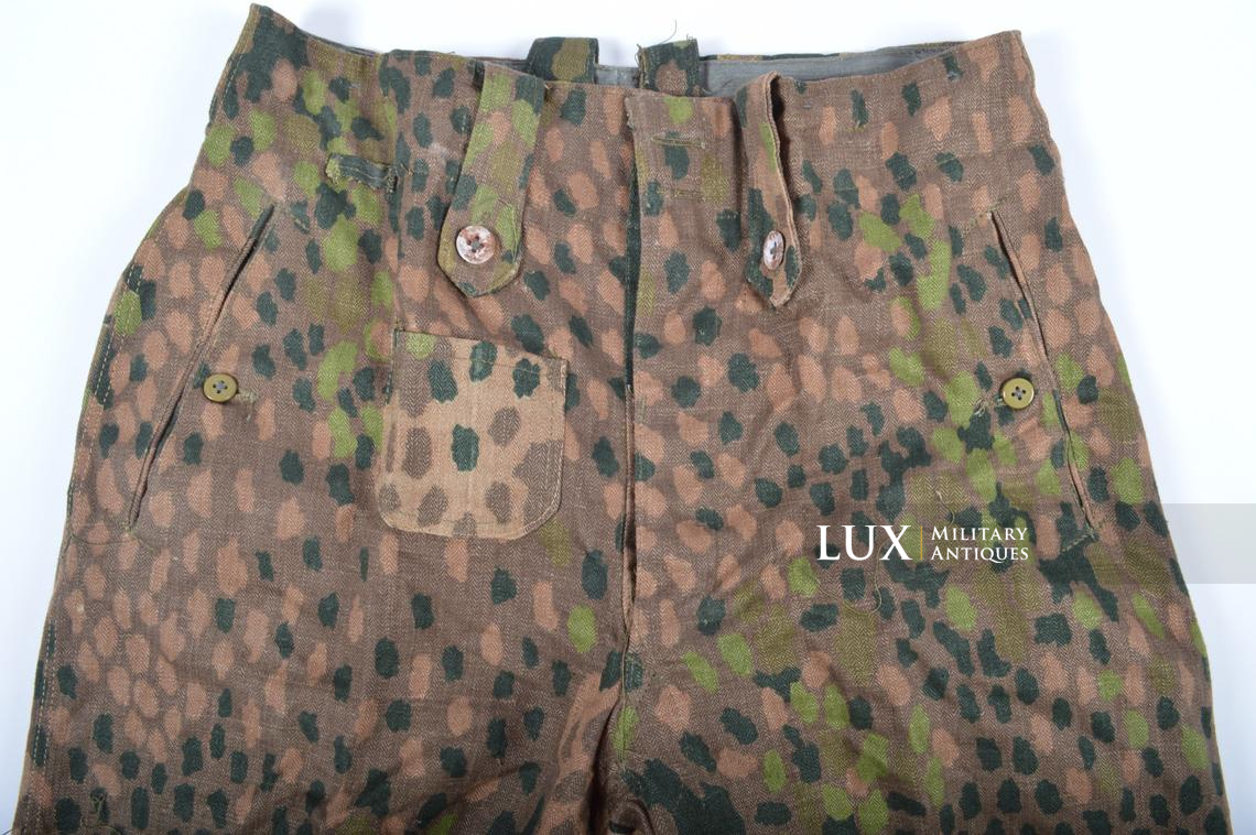 Unissued Waffen-SS M44 dot pattern camouflage combat trousers, « 847 » - photo 16