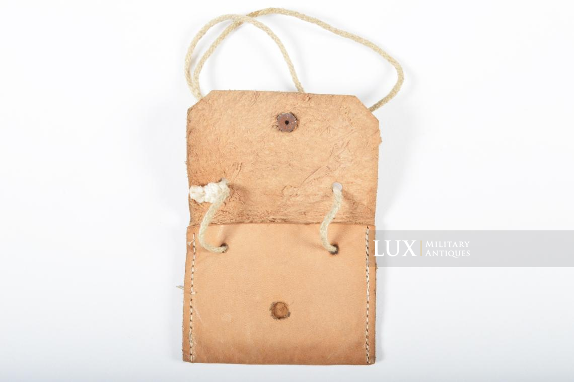 German ID-tag carrying pouch - Lux Military Antiques - photo 8