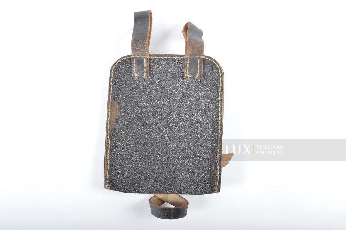 Late-war German entrenching tool carrying case in black pressed cardboard, « Carl Freudenberg » - photo 10