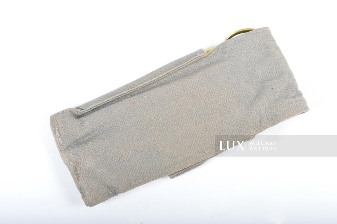 Unissued German medic pouch with contents, « Kleines Feldbesteck », dated 1939 - photo 13