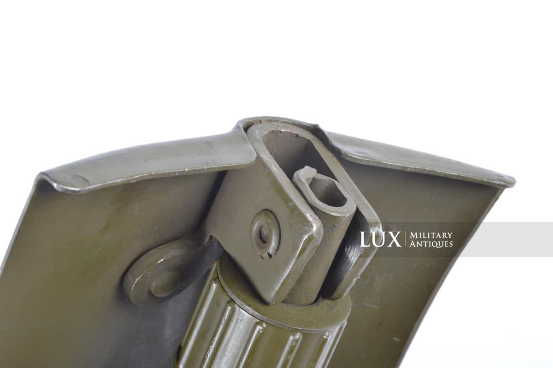 US Army M-1943 folding shovel - photo 13