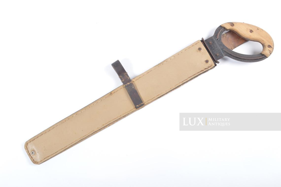 German combat engineer's field saw & tan pressed cardboard scabbard, « clg43 » - photo 4