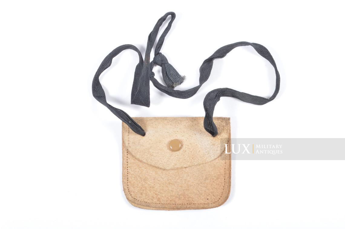 German late-war ID-tag carrying pouch - photo 4