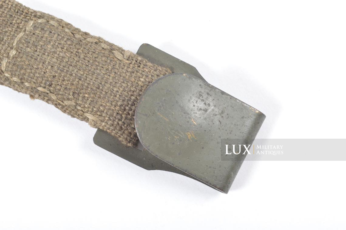 Early Gasmask canister belt support hook strap - photo 8