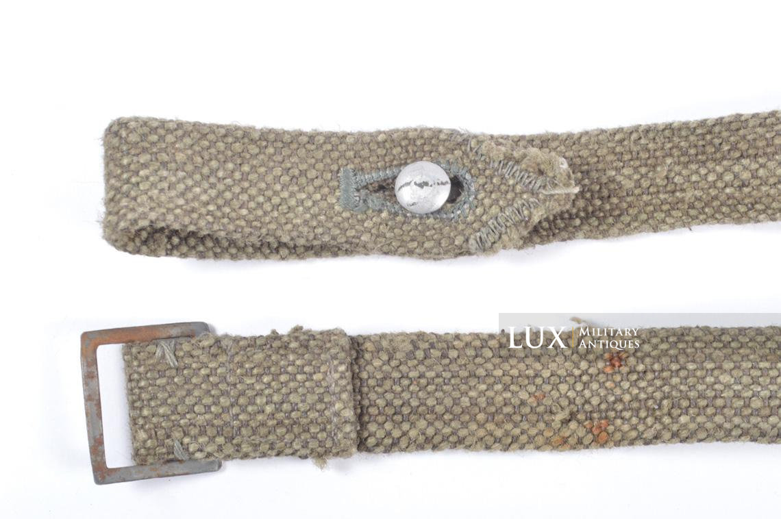 Late-war German gasmask canister main shoulder strap - photo 11
