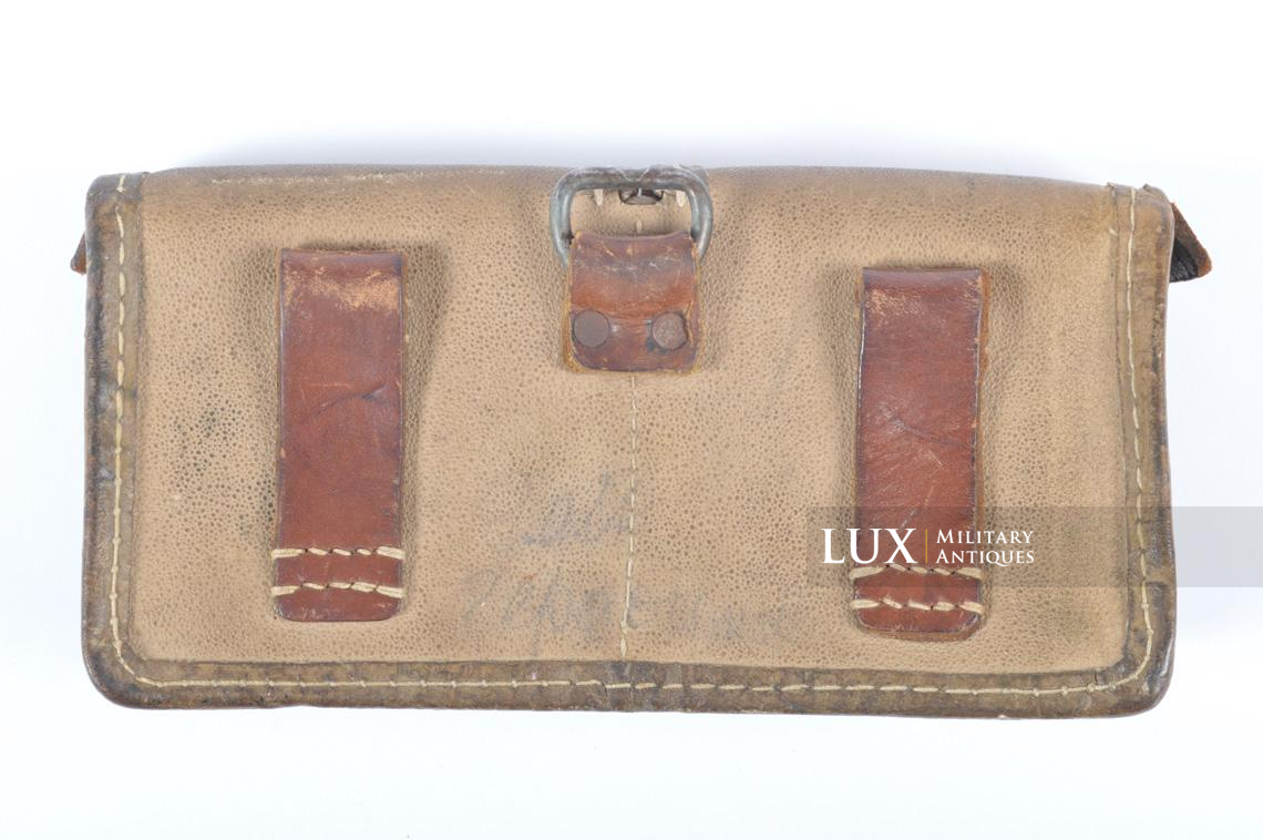 Rare porte chargeurs de G43/K43 en toile cirée jaune sable, « nominative » - photo 11