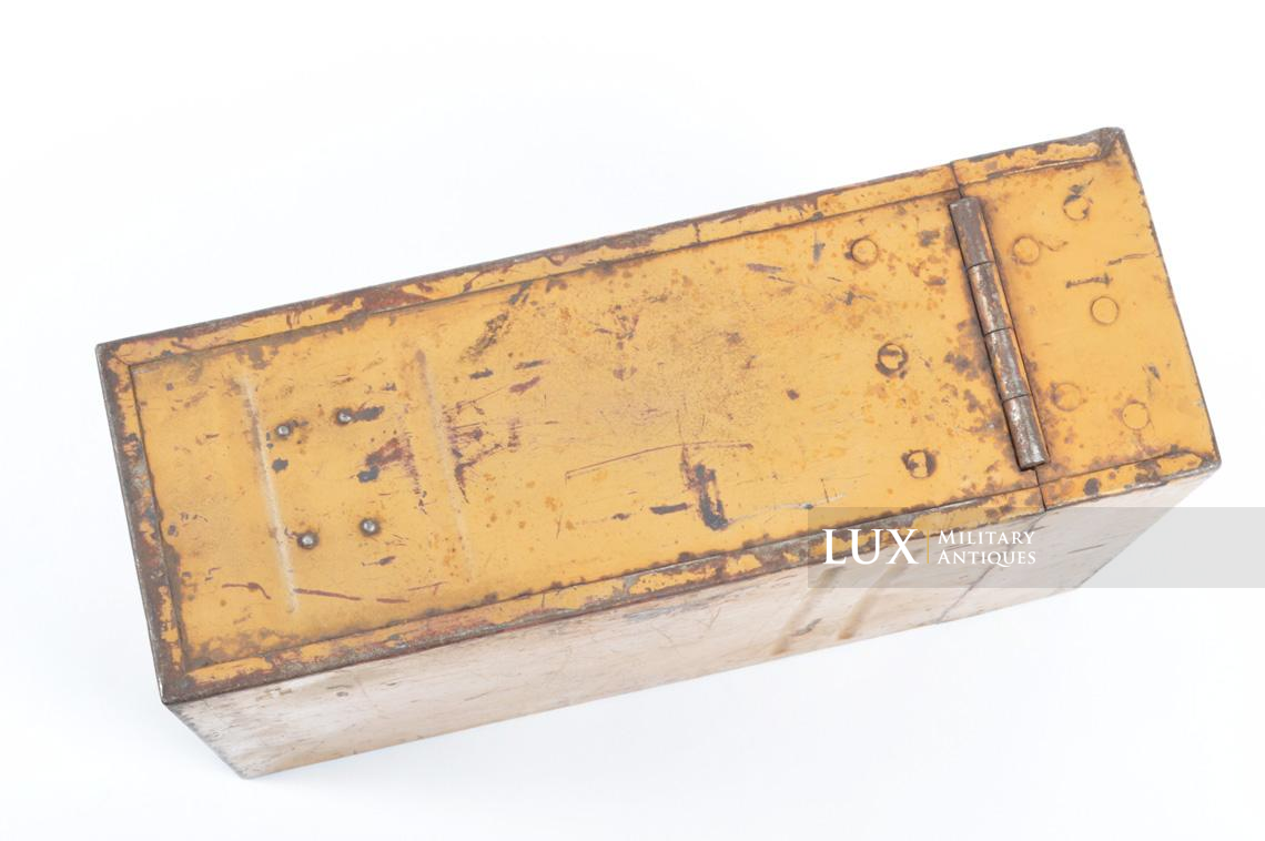 German mid-war 2cm Flak magazine ammo case, « bdk1942 » - photo 14