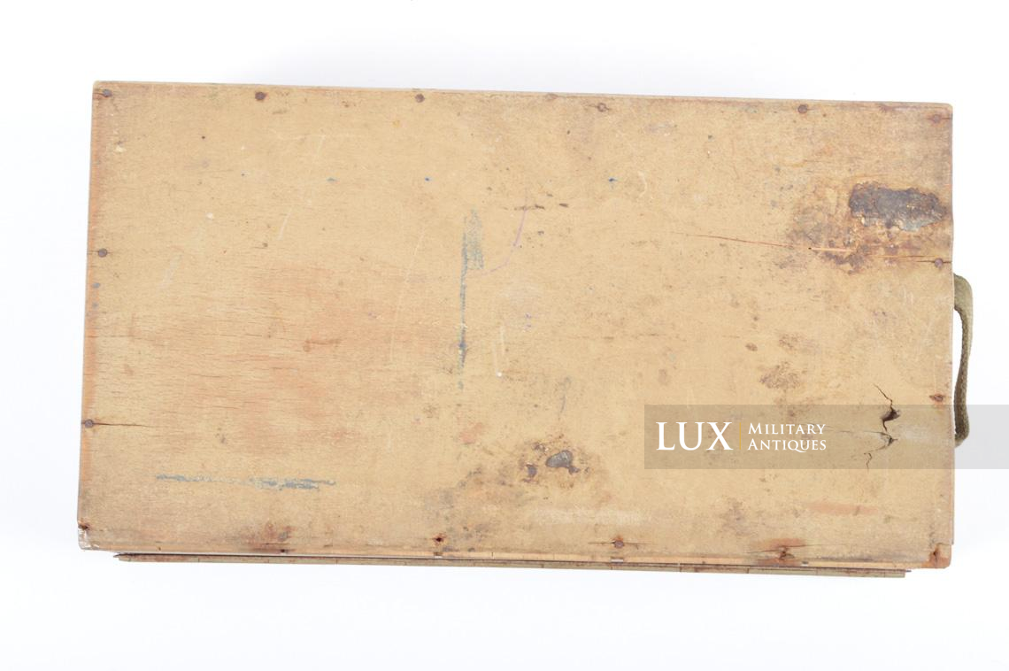 Late-war wooden medics first aid box, « Verbandkasten » - photo 11