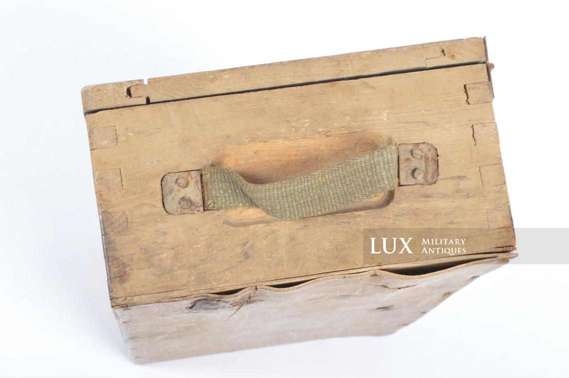 Late-war wooden medics first aid box, « Verbandkasten » - photo 15