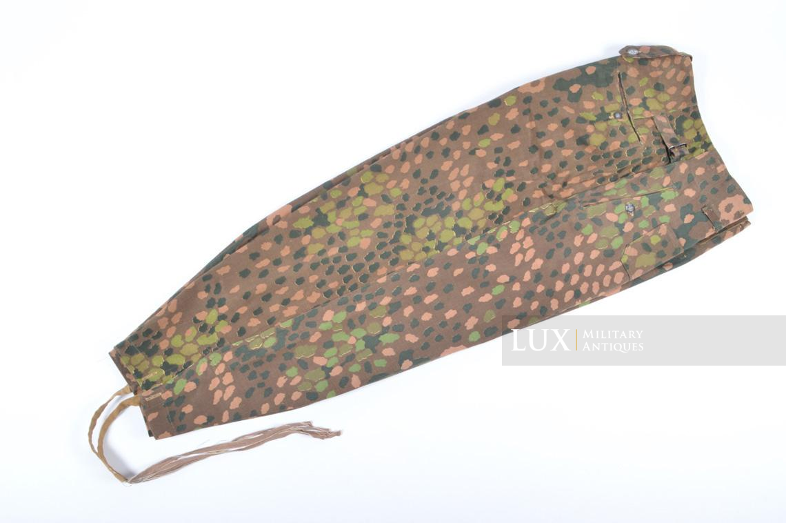 Unissued Waffen-SS M44 dot pattern camouflage trousers, « smooth cotton » - photo 9