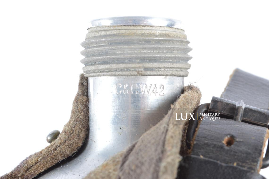 German mid-war canteen with green bakelite cup, « C&C.W.42 » - photo 14