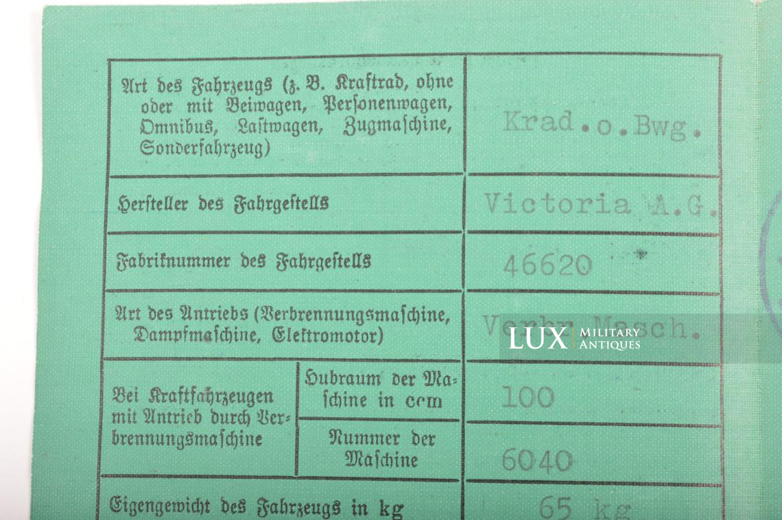 Document de bord de véhicule allemand et sa housse de protection, « VICTORIA A.G. » - photo 12