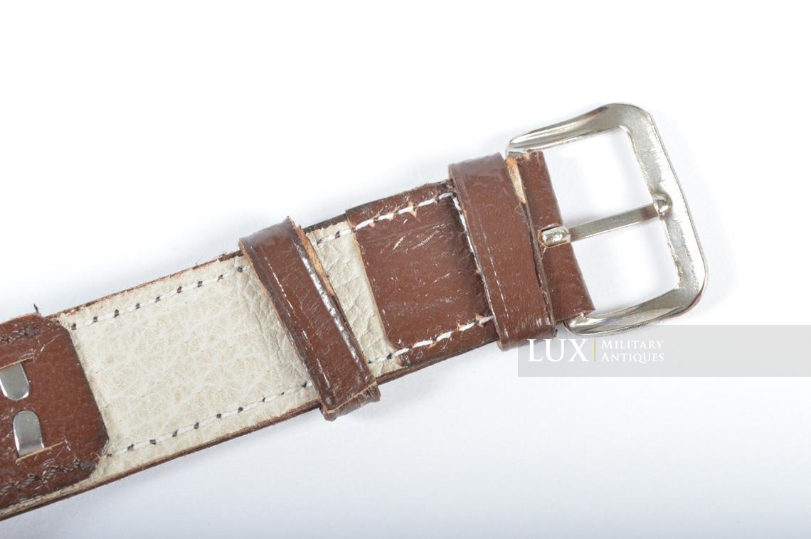 Montre réglementaire allemande de poignet de la Kriegsmarine, « Zentra » - photo 12