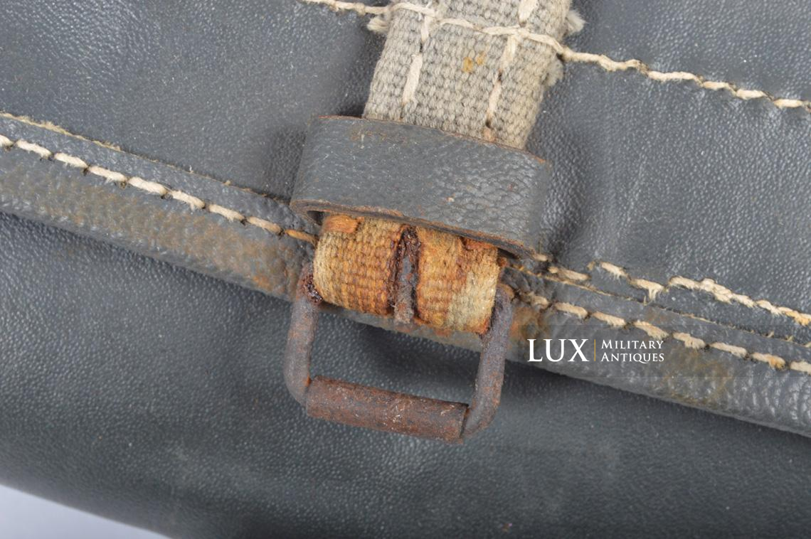 German pioneer tool bag in ersatz material - photo 16