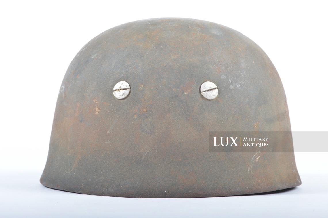 Late-war M38 German paratrooper combat helmet, « woodwork find » - photo 12