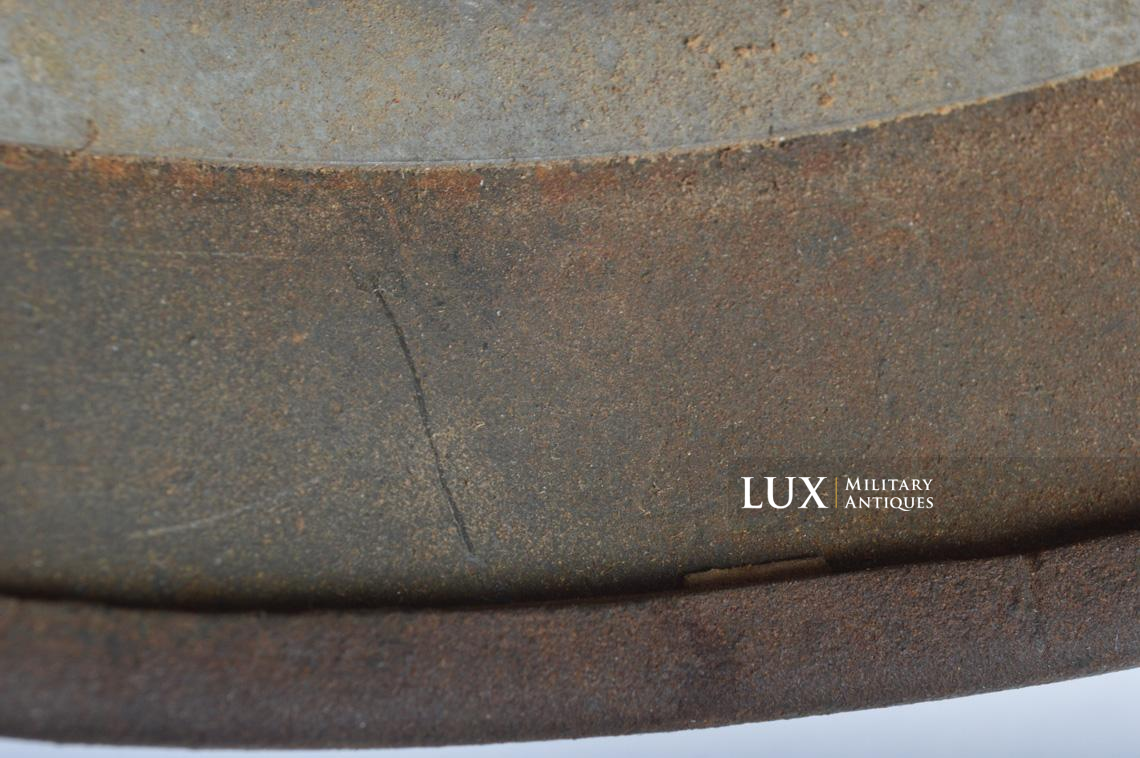 Late-war M38 German paratrooper combat helmet, « woodwork find » - photo 36