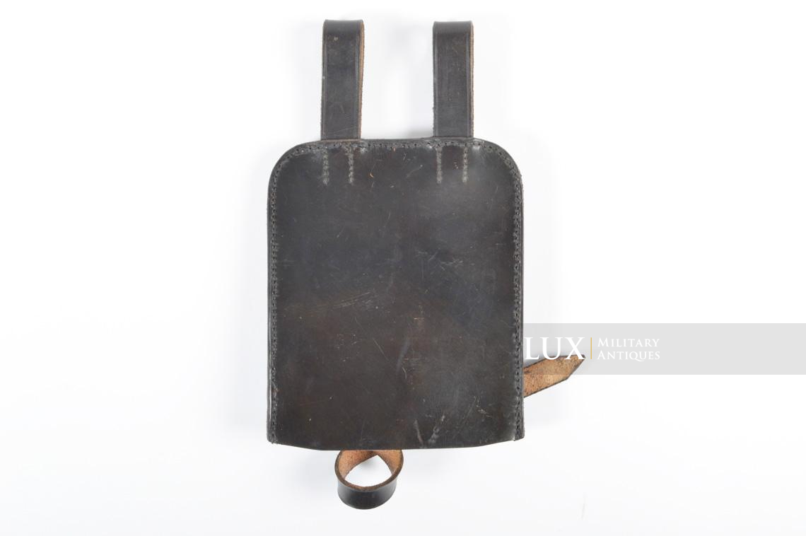 Porte pelle précoce en cuir noir, « 1939 » - photo 11