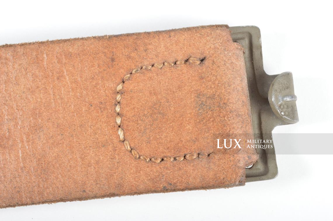 Early German combat service leather belt in natural brown leather, « 1938 » - photo 8