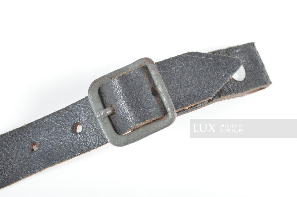 German mid-war helmet chinstrap, « G. SINGER KLATTAU 1942 » - photo 8