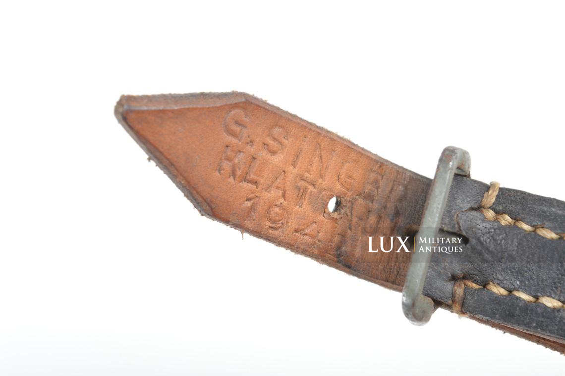 German mid-war helmet chinstrap, « G. SINGER KLATTAU 1942 » - photo 13