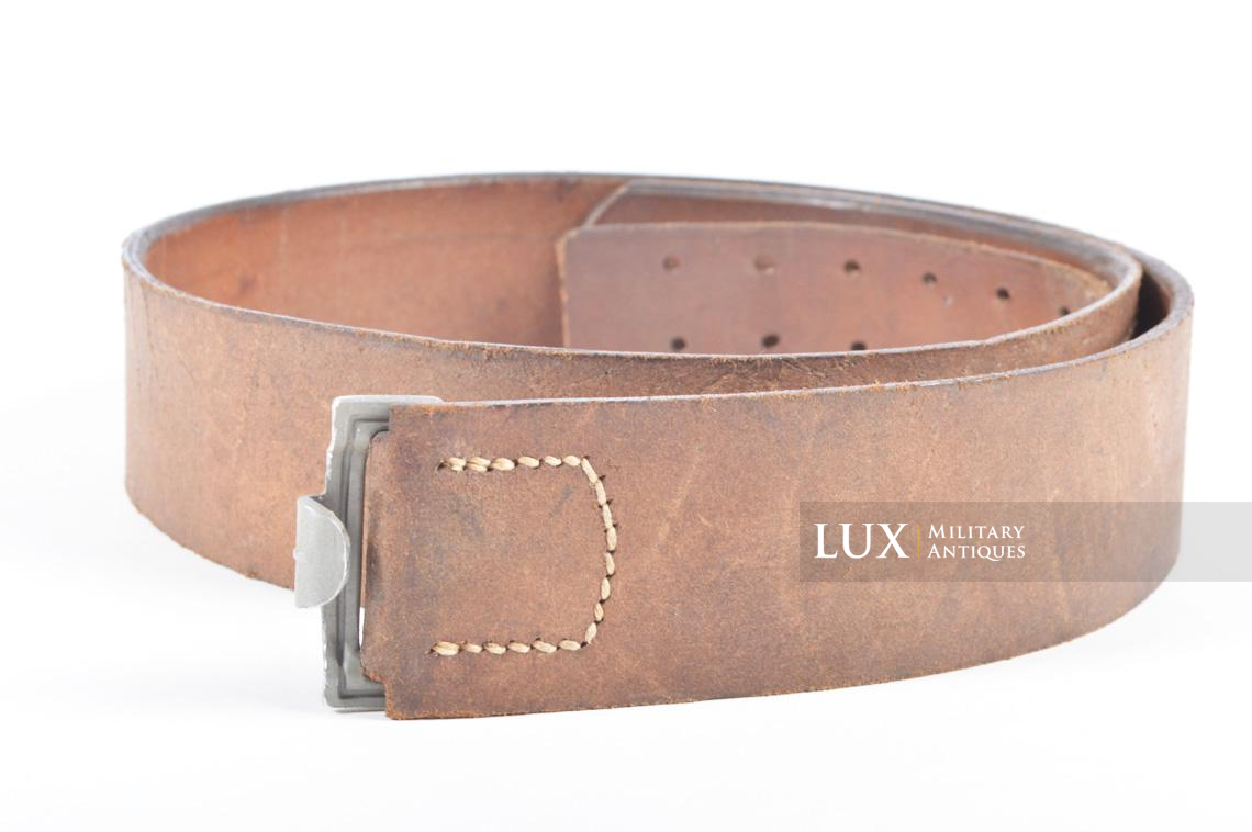 Unissued early German leather belt in natural brown leather, « 1938 » - photo 4