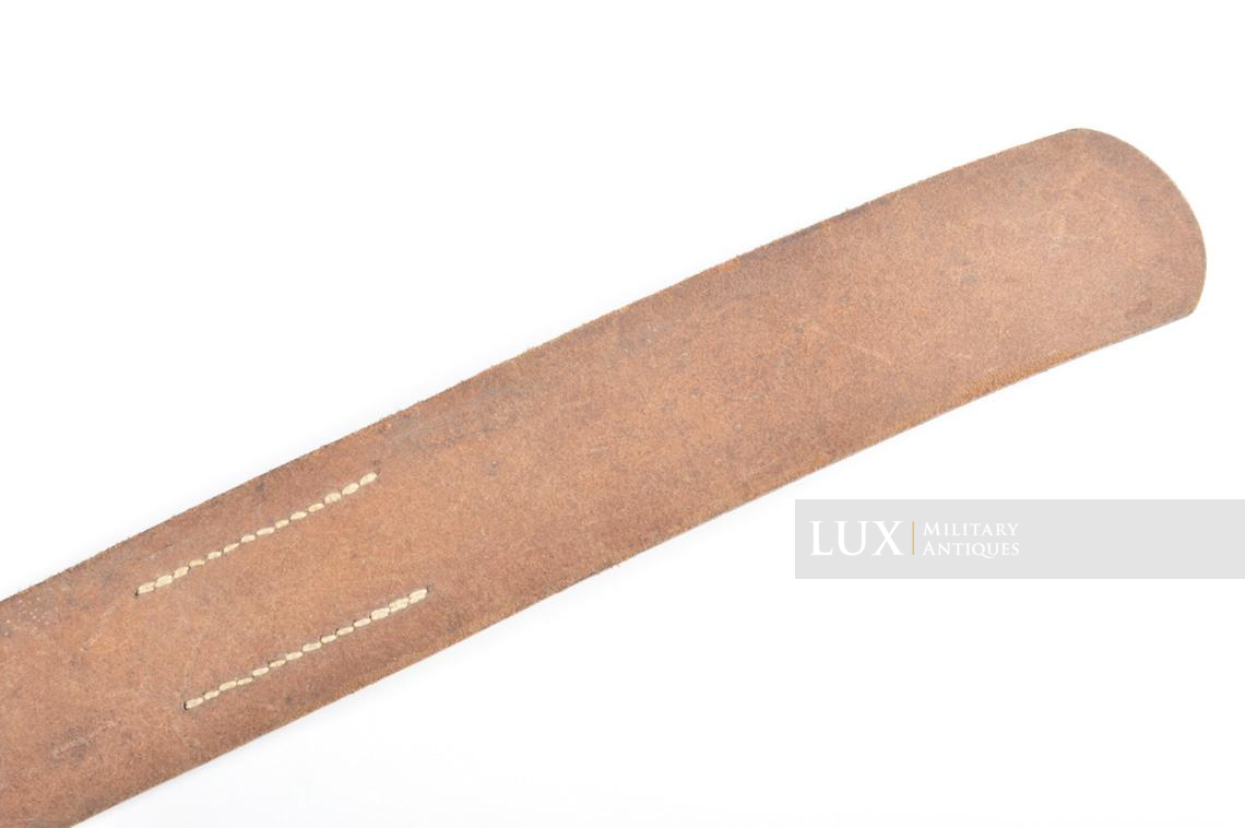 Unissued early German leather belt in natural brown leather, « 1938