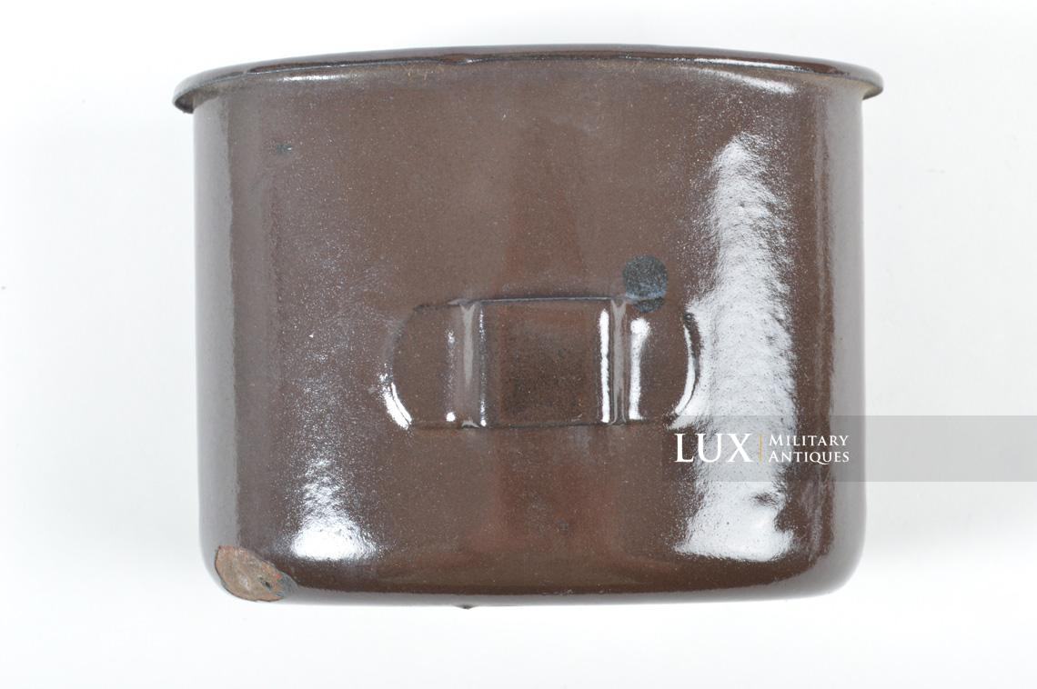 Unissued German late-war canteen with brown enamel cup, « AEMA 44 » - photo 14